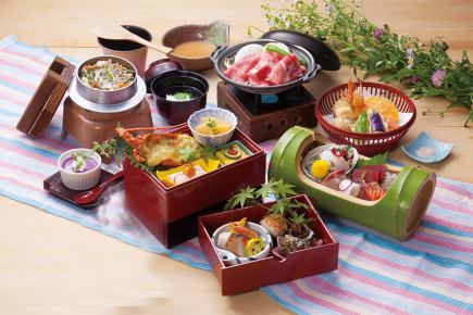 【包含120分钟畅饮！】采用时令食材！花万阳餐厅 ~8,000日元（含税）| 宴会及餐点