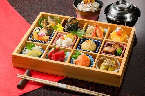 平日限定ランチ「小皿ランチ」