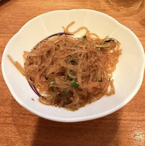 一款手工精制的杰作，与酒类饮品堪称绝配。