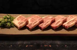 精选日本黑毛和牛牛肋排