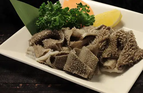 Grilled Wagyu Beef Tripe / Grilled Wagyu Beef Heart