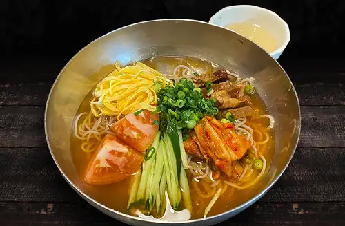 Stone-grilled cheese bibimbap (Large) / Stone-grilled mentaiko mayo bibimbap (Large) / Cold noodles (Large) / Stone-grilled wagyu minced beef bibimbap (Small)