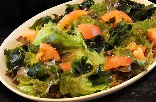 Caesar salad / Choregai salad