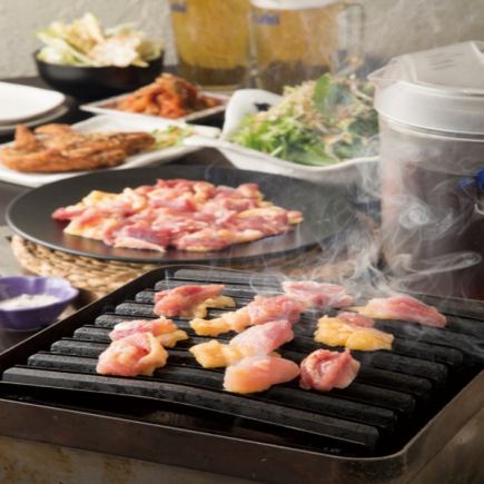 【お料理のみ】特選鶏のもも鉄板焼きや自慢の手羽先など全9品のコース♪3000円(税込)