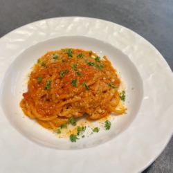 치즈와 토마토 소스