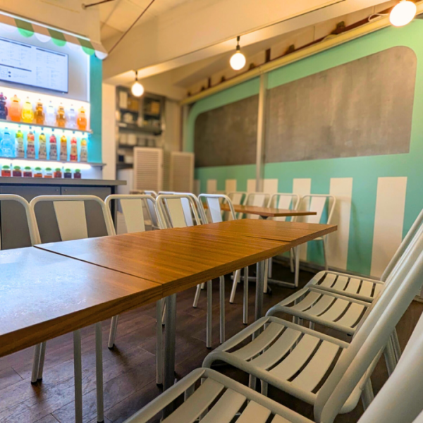 [Private space ideal for around 15 people] The store can be rented out entirely for groups of 13 or more people.The space can accommodate up to 20 people and is comfortable, neither too large nor too small, making it perfect for enjoying a banquet with a sense of unity.