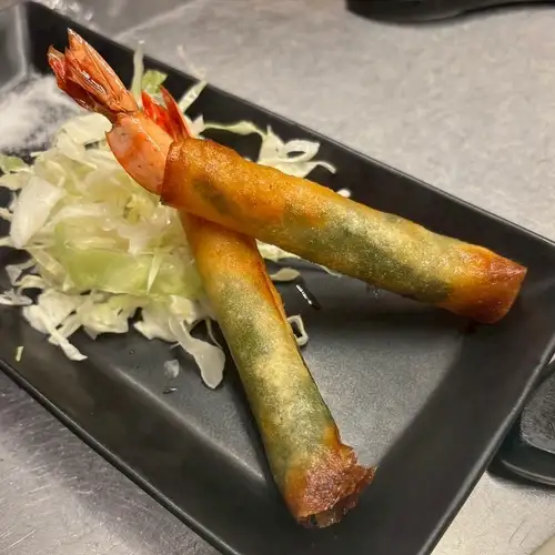 Shrimp and perilla leaf spring rolls