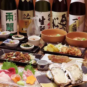 夏季套餐！包含清爽的盛岡冷麵、豐盛的十和田式烤牛肉等8道菜，以及10種清酒暢飲，僅需5500日元♪