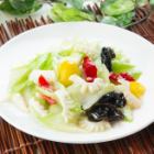 イカとセロリの塩味炒め