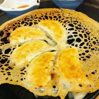 丸虎餃子