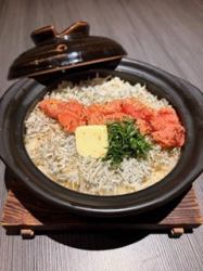 シラス明太バターの土鍋ご飯