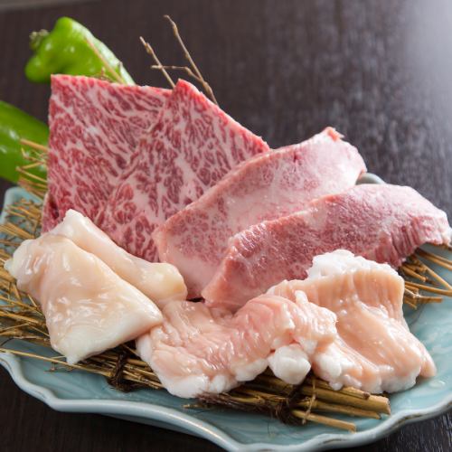 ☆オススメ☆日替り4種焼肉定食（各2切れ、小鉢付き）