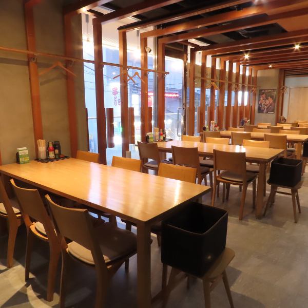 24名様から貸切受け付けてます！平日は24名未満でも貸切可能な場合がございますので、お気軽にお問い合わせください！会社のお仲間やご友人とのお集りなど、特別なシーンでも大活躍！様々なシーンでご利用ください！※金曜日、祝日前の貸切のご予約は事前にご相談ください