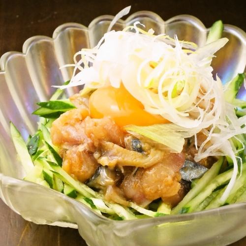 漬けさばユッケ