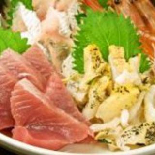 お得！刺身5点盛り付き2h 生ビール付きSP飲み放題 2,980