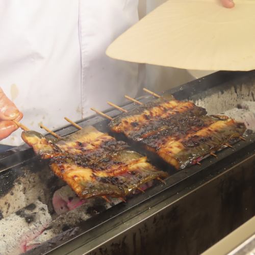関東風の技が光る蒸し焼きうなぎ