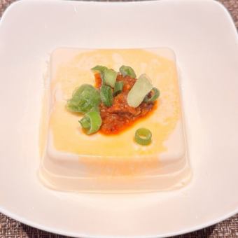 Chili oil and cold tofu