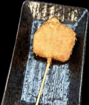 1 skewer of chicken luncheon