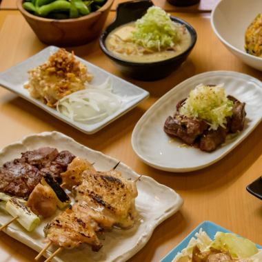 [2 hours all-you-can-drink included] 5-course meal including charcoal grilled skewers and delicious fried rice ◆ 3,500 yen (tax included)