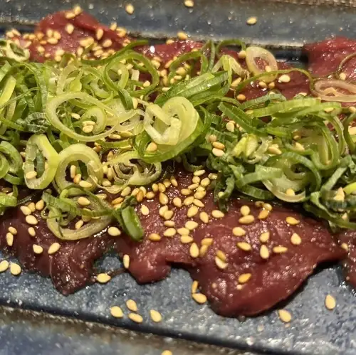 馬刺し　レバ刺し風
