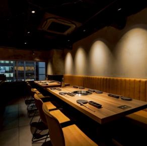 団体様用テーブル席【【高槻/高槻市/焼肉/高槻駅/高槻駅/食べ飲み放題/高槻市駅/高槻市駅居酒屋/ランチ/高槻 焼肉/食べ放題/牛角/あたぼうや/女子会/送別会/歓迎会】