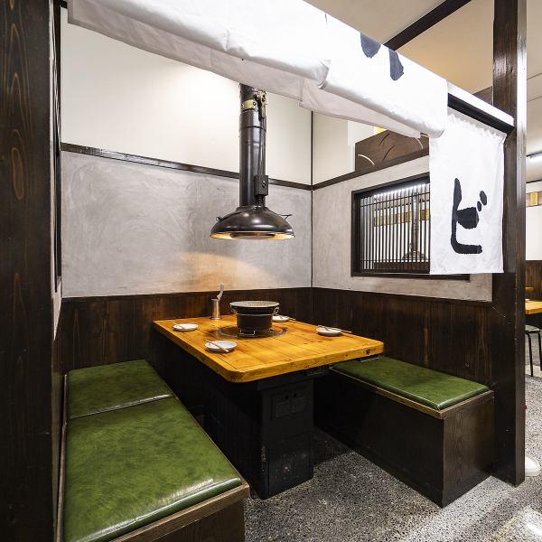 少人数のテーブル！デート、記念日、女子会や合コンにもお使いいただけます◎お席に限りがございますのでお早めにご予約下さい【高槻/高槻市/焼肉/高槻駅/高槻駅/食べ飲み放題/高槻市駅/高槻市駅居酒屋/ランチ/高槻 焼肉/食べ放題/牛角/あたぼうや/女子会/送別会/歓迎会】