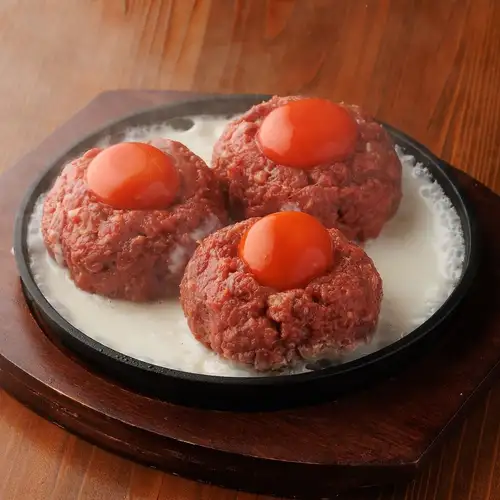 【ランチ限定】和牛100%肉屋本気のとろ生ハンバーグ