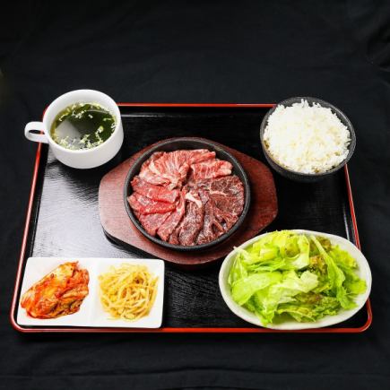 [Lunch] Yakiniku lunch set with hot pepper! Free refills of rice♪
