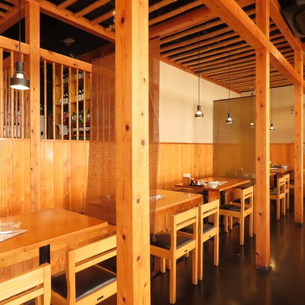 Single people are also welcome! We will accommodate the number of people at tables that can be combined. If you are coming with a large group, please contact us in advance so that we can accommodate you smoothly, so please feel free to contact us. Let's do it♪