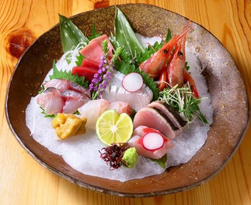 Assorted 8 kinds of sashimi [1 serving] (Advance reservation only)