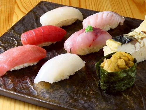 8 pieces of nigiri tuna (advance reservation only)
