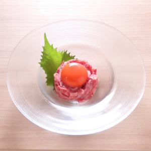 つるうし特製生ユッケ