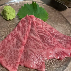 牛肉刺身