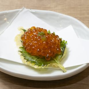 Salmon roe perilla tempura
