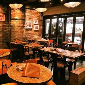 We have a variety of seating options to suit different occasions.Please contact us regarding the purpose and number of people!