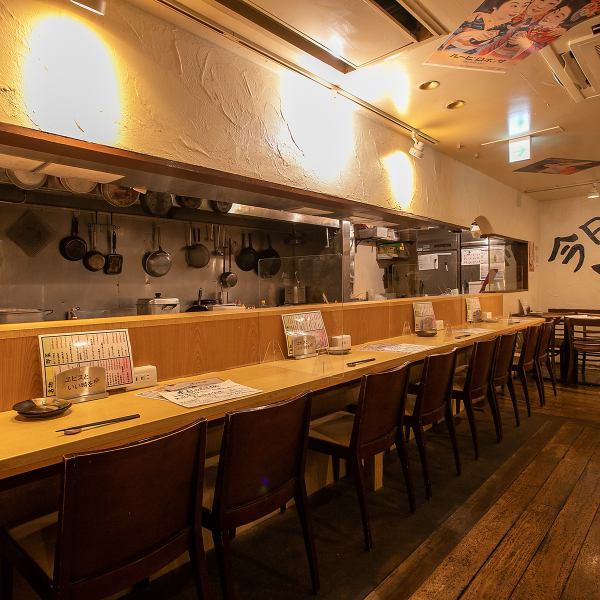 [About 10 seconds on foot from Soshigaya Okura Station!] Our shop is conveniently located near the station, and counter seats are also available.Please feel free to stop by for a drink after work, even if you're alone♪ We're proud of our "Kakuni", "Roast beef", "Karaage", and "Gokujiru gyoza" as snacks, and "Yebisu draft beer". Enjoy a toast with some carefully selected local sake!