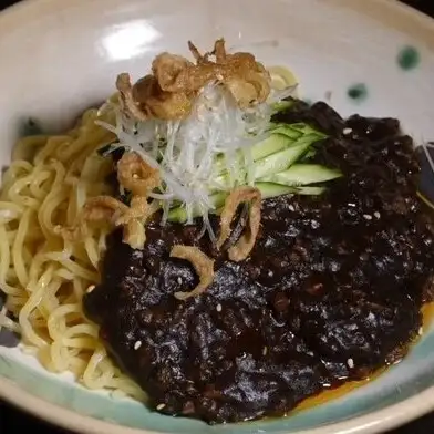 검은 참깨 향기! 저저 국수