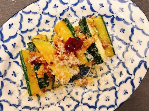 In season! Zucchini grilled with garlic oil