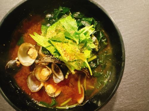 Shijimi red soup