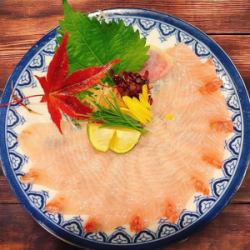 美味い！寒ぶりの薄造り