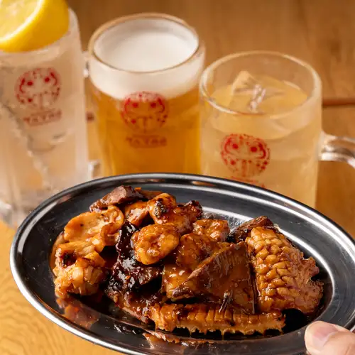 鉄板ホルモンで乾杯！