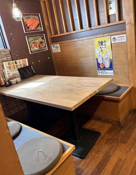 We also have sunken kotatsu seats and table seats that can accommodate 2 or more people.Perfect for visiting with family or gathering with friends.