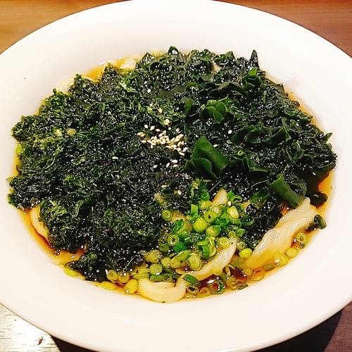 [Warm]/[Cold] Blue seaweed udon