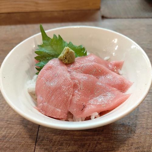 ミニマグロ丼