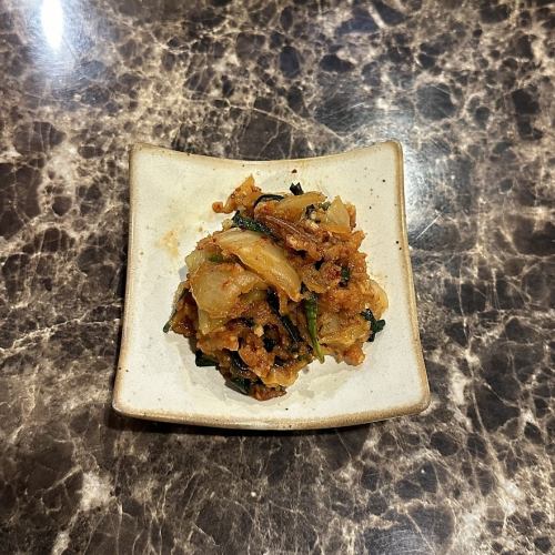 Chinese cabbage kimchi/cucumber kimchi/kakuteki (radish) various