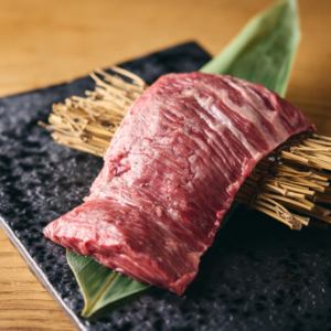 名物黒毛和牛幻のはらみステーキ　100g