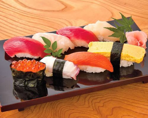 Sushi (8 pieces of nigiri)