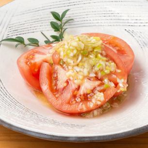 Chilled green onion and salt tomato
