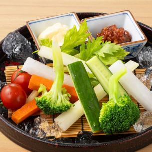 鄉村冷蔬菜（配兩種沾醬）
