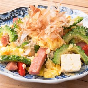沖繩豆腐苦瓜炒菜